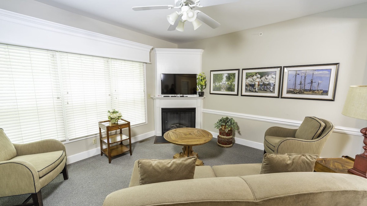 Lackey House | Relaxing 4 Bedroom in the Townes at Kings Creek Resort