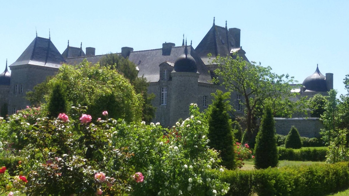 Trebry Other | Relaxing and stylish living and vacation in the castle with a large park