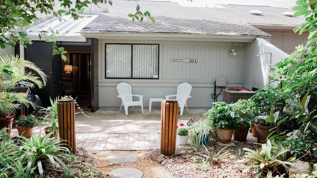 New Smyrna Beach Villa | Relaxing Beach Villa | Walk to Ocean + 3 Pools, Tennis & Trails
