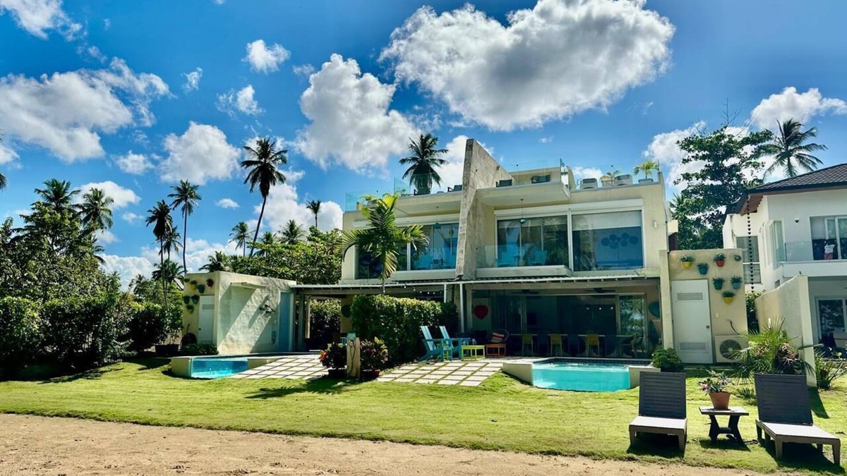 Portillo Villa | Relaxing Beachfront Villa in Portillo Las Terrenas w/optional 6 or 3 bedrooms