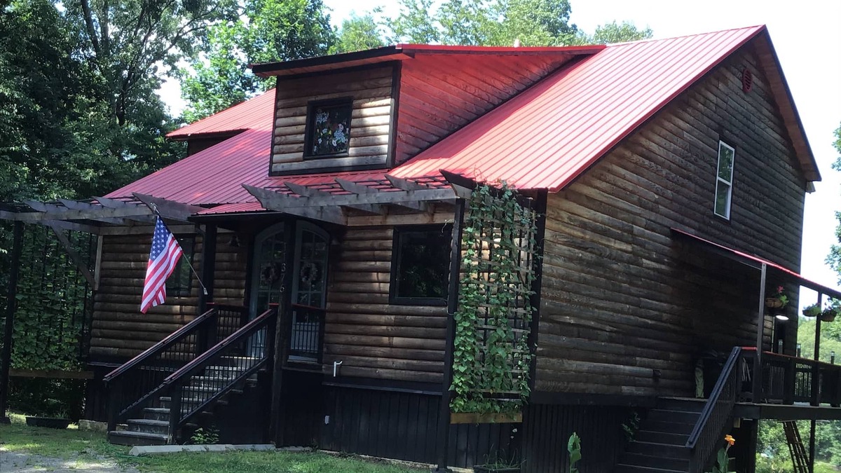 Robinsonville - Tunica House | RELAXING & BEAUTIFUL Log Cabin home 4 Bedroom 3 Bathroom Lakeside