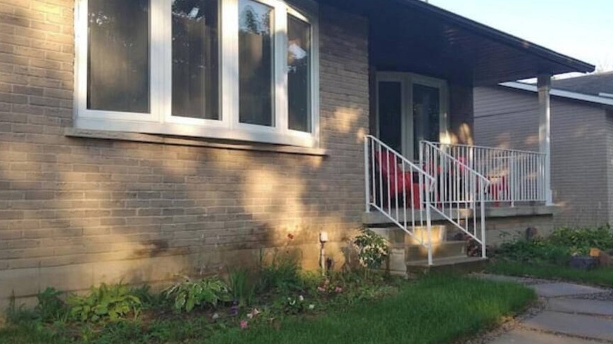 Port Dover House | Relaxing Birdsong Bungalow