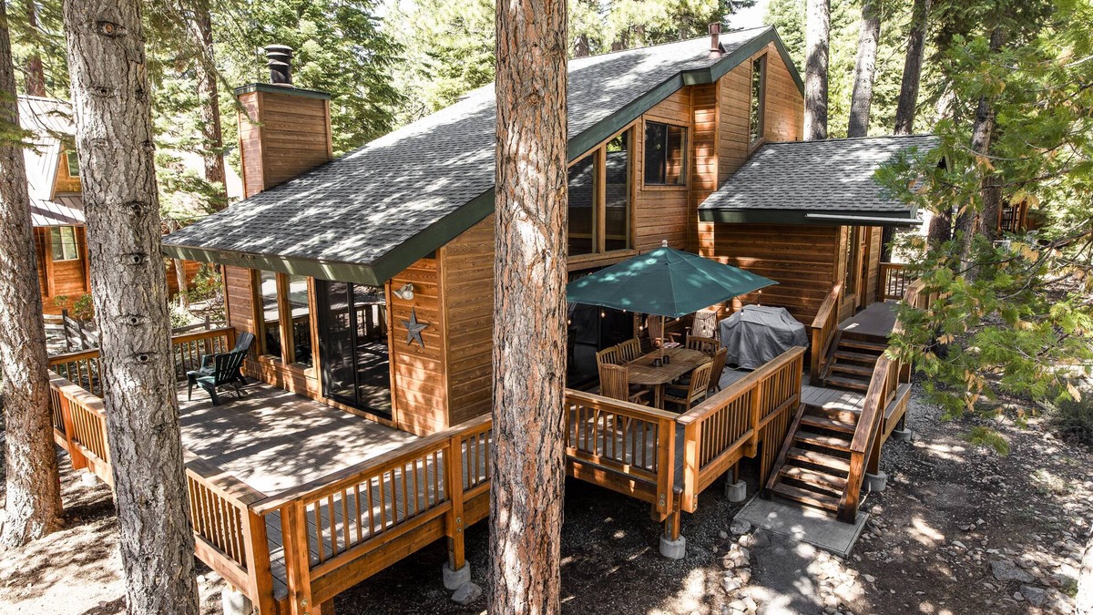 Carnelian Bay House | Relaxing Carnelian Bay Retreat - within walking distance to lake