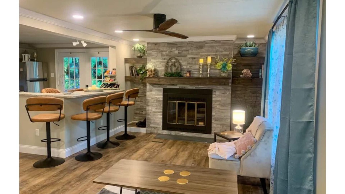 Revelo House | Relaxing Country Getaway, 3BR/2Bath