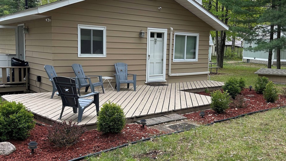 Alger House | Relaxing Cozy Getaway near Forest Lake, Outdoor Recreation
