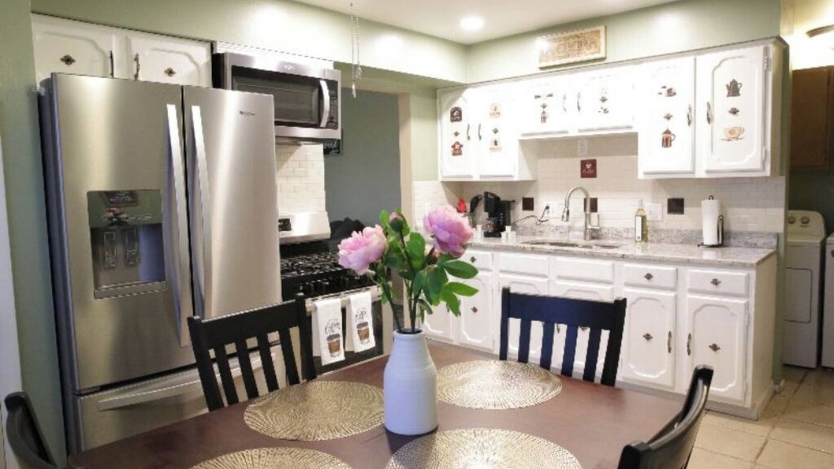 Saint Marys  Allen County House | Relaxing Cozy home Bedrooms available or open to renting entire placen