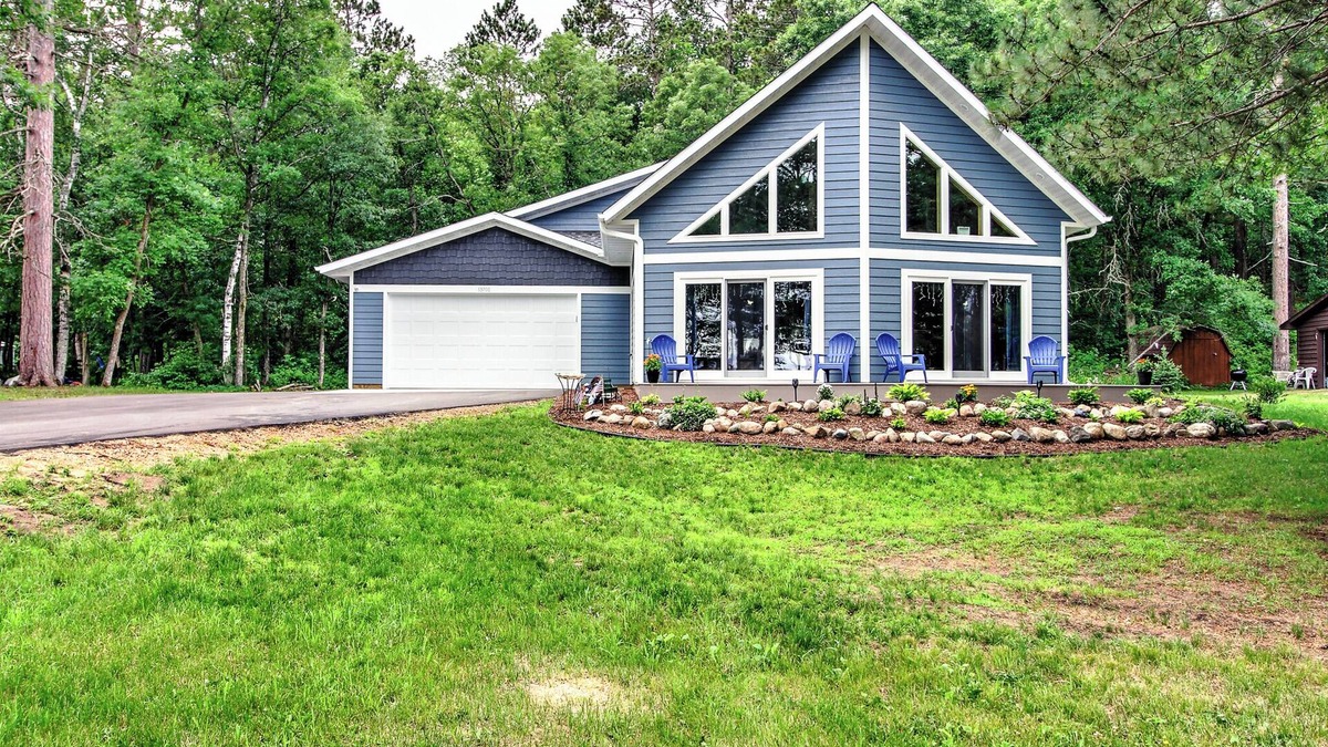 Park Rapids House | Relaxing Custom Built Lakefront Retreat with Private Dock!