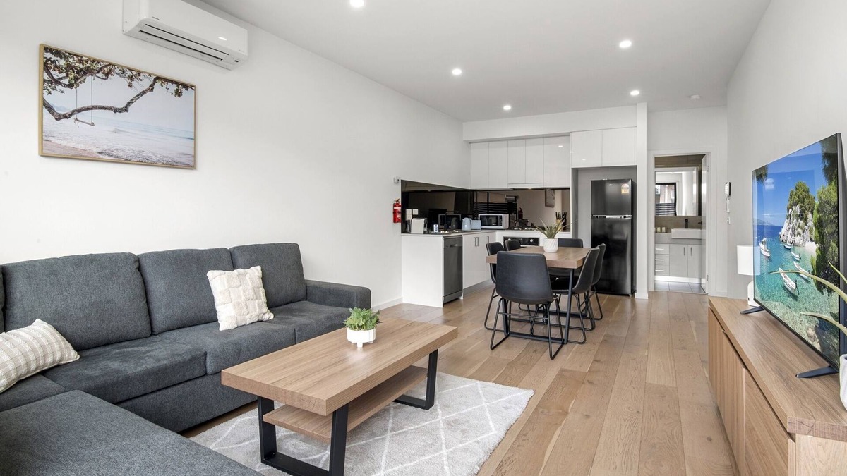 Essendon House | Relaxing Family Townhouse Near Melbourne’s CBD