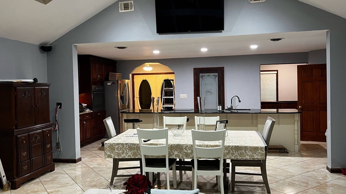 Egg Harbor City House | Relaxing family get away home! Just 30 min from beach and casinos.