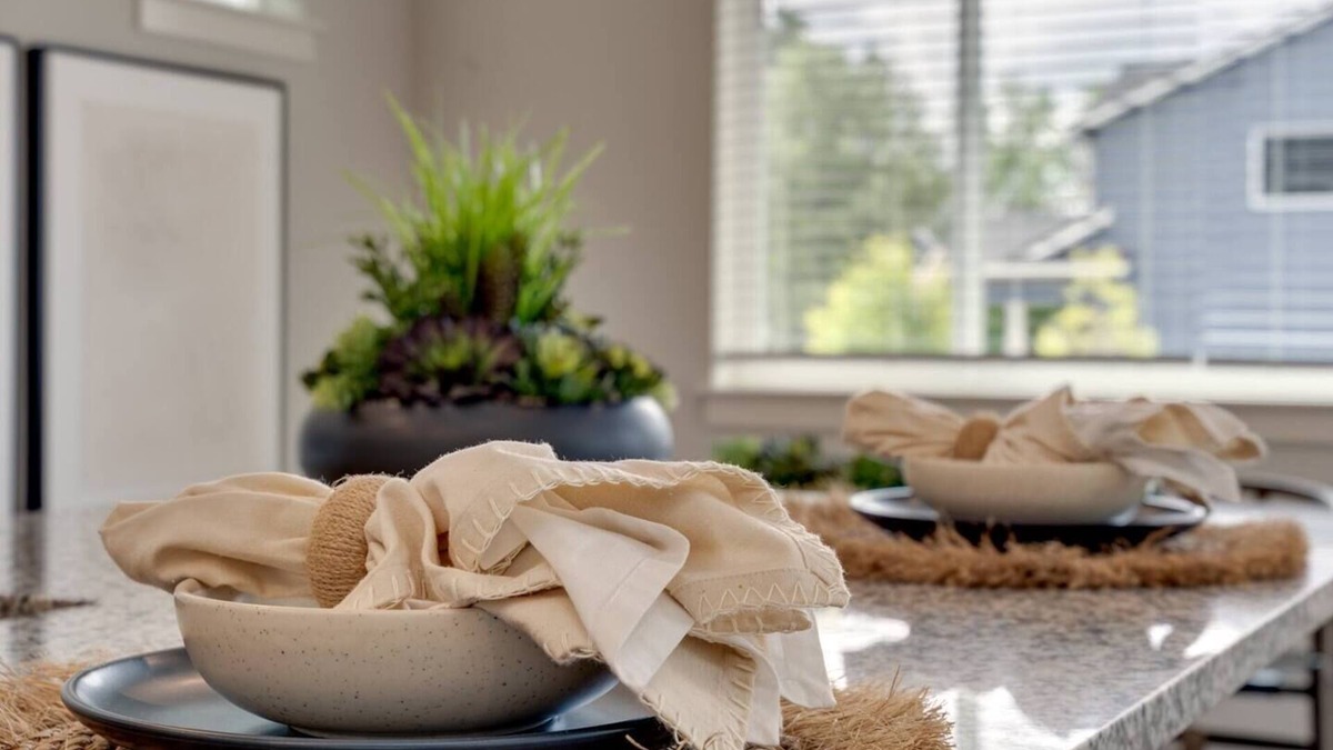 Carver House | Relaxing Getaway w/Pool Access!nn