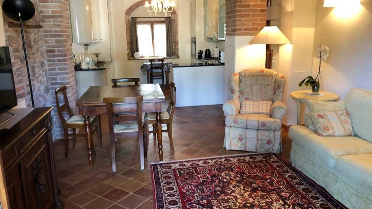 Ovest Apartment | Relaxing historic villa, cycle path to the city center, lake, Valpolicella