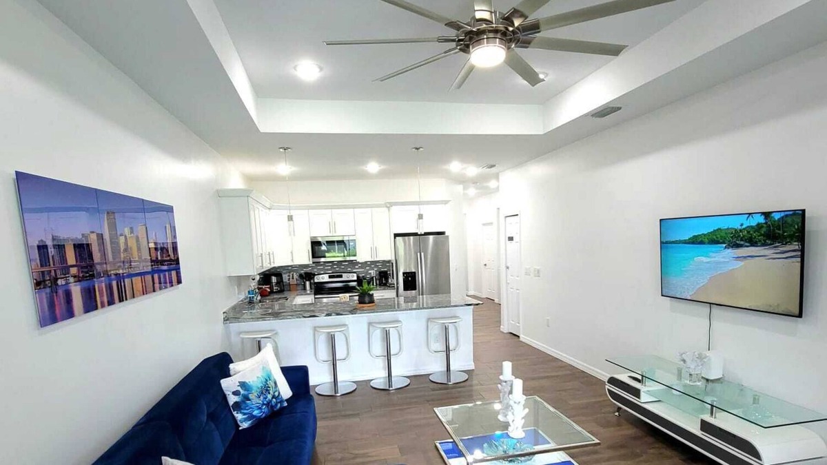 Westminister House | Relaxing house, the tranquility that exists helps you refresh your thoughts.