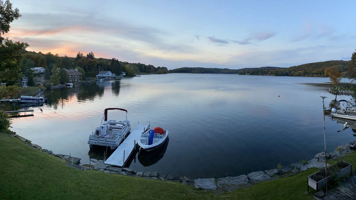 Erieville House | Relaxing Lake House - Enjoy the Sun and Fun!