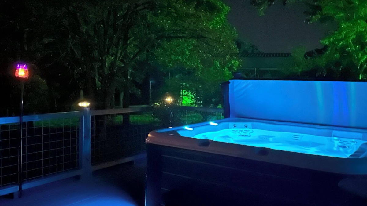 Checotah House | Relaxing Lake Retreat off I-40