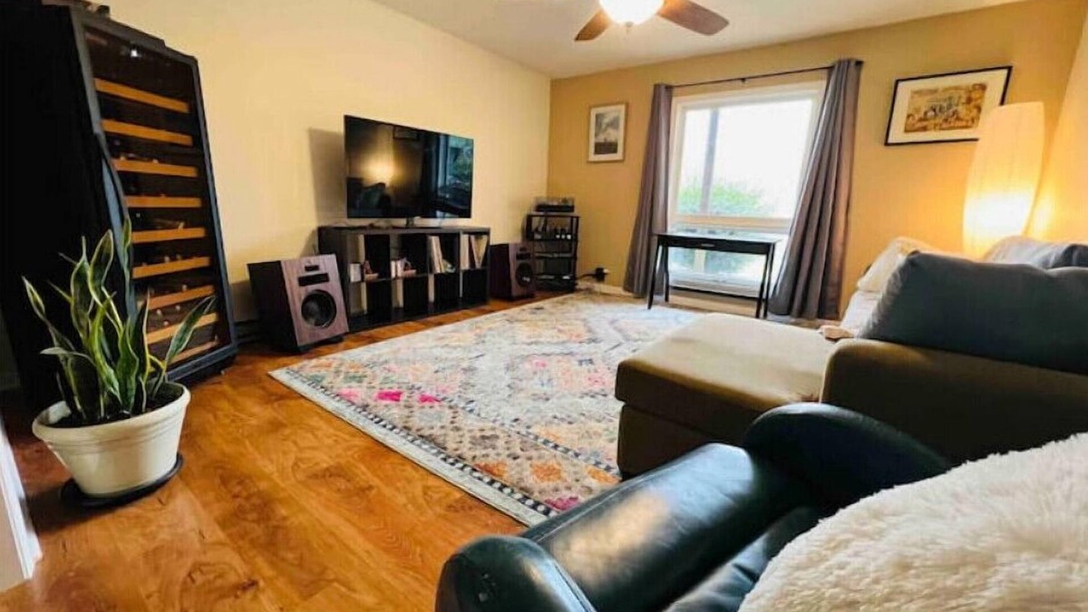 Goodview Apartment | Relaxing lake retreatn