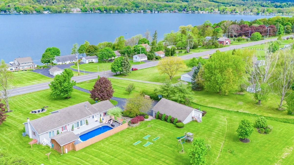 Penn Yan House | Relaxing Lakeview Retreat! Pool, Hot Tub, Firepit, Gameroom Perfect for Groups,