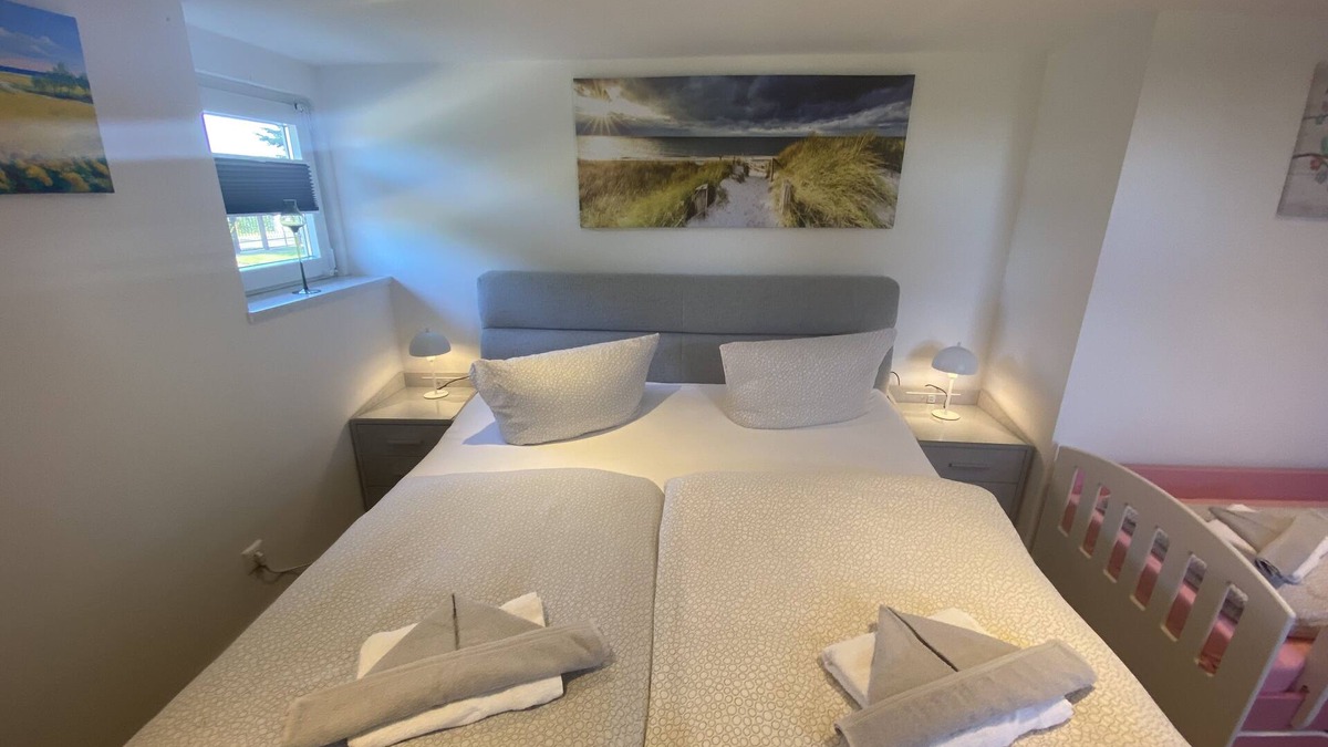 Dummerstorf Apartment | "Relaxing Landliebe Apartment with Spacious Garden Near the Beach!"
