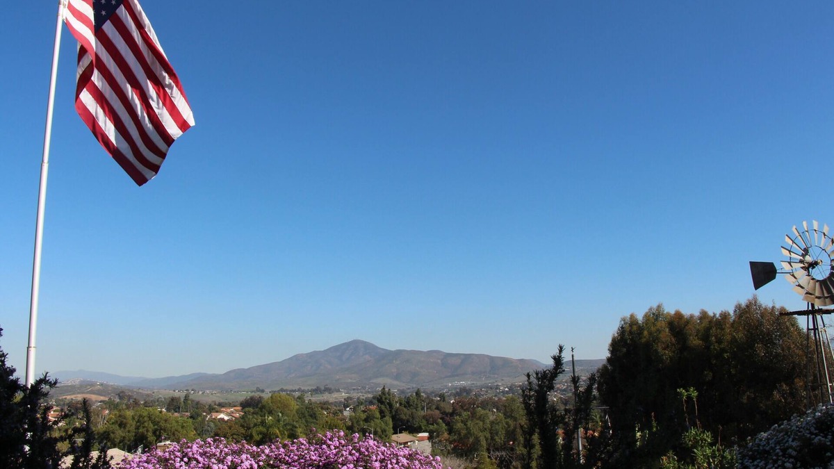 Bonita House | Relaxing Mountain View Retreat with Pool & Spa!
