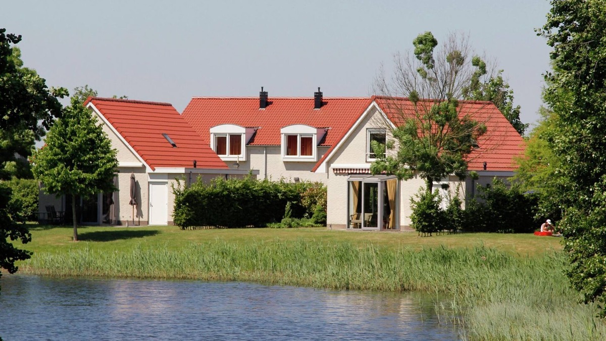 Heel House | Relaxing Nature Escape