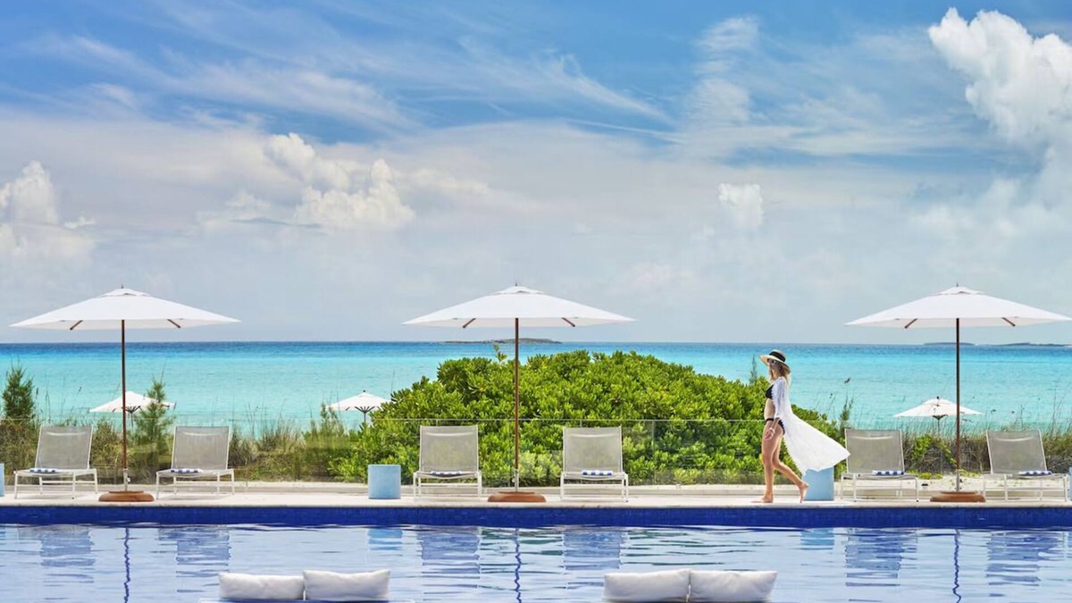 Rokers Point Hotel | Relaxing Ocean View, 3 Bedroom, Access to Pristine Beach &Outdoor Pool | 2 Rooms