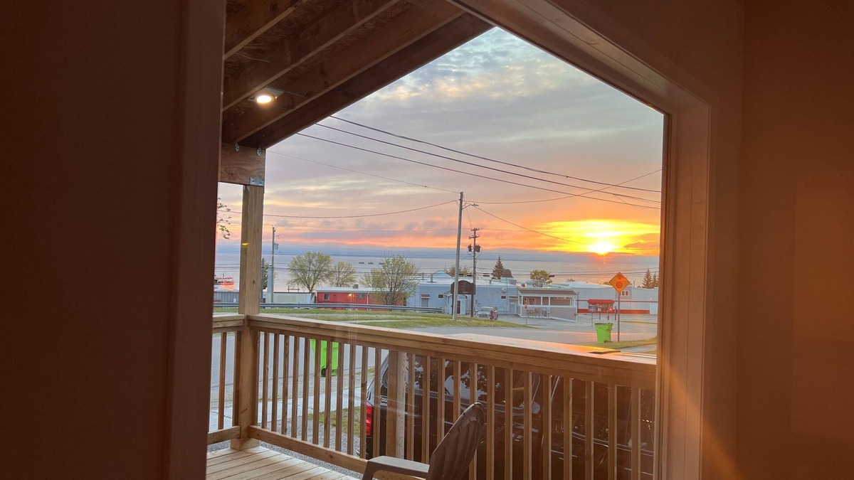 Straits of Mackinac House | Relaxing Paradise overlooking Lake Huron one block from Downtown