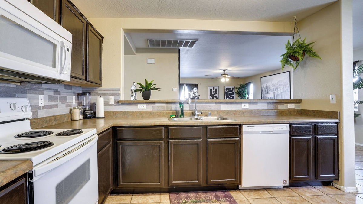 Tuscano House | Relaxing Phoenix Home w/ Patio & Fenced-In Yard