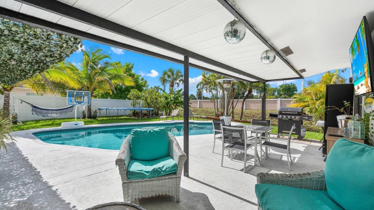 North Lauderdale House | Relaxing Retreat with Pool: Spacious 3BR Home in North Lauderdale.