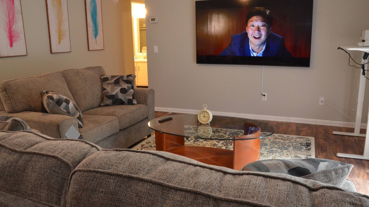 Enterprise Apartment | Relaxing Retreat: 2-bedroom apartment in superb Enterprise highspeed internet