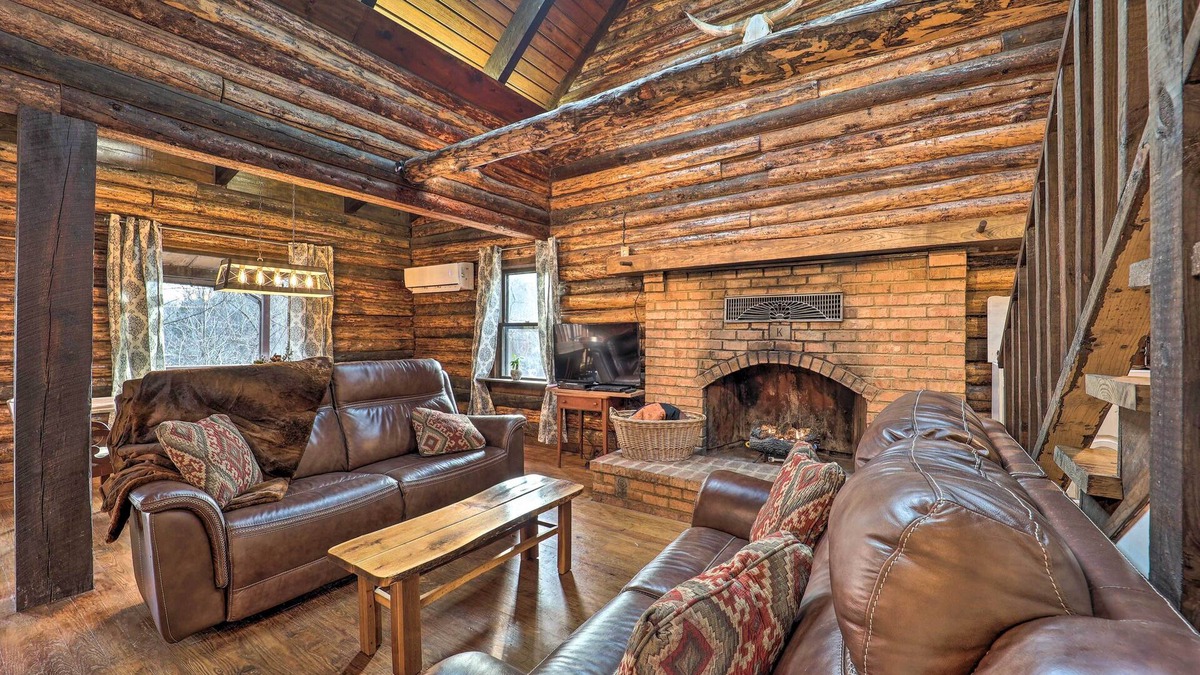 Dublin Cabin | Relaxing Retreat w/Private Dock on Claytor Lake!
