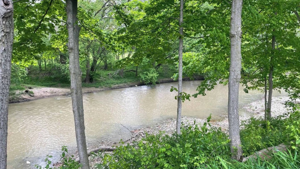 Radnor House | Relaxing River House Retreat