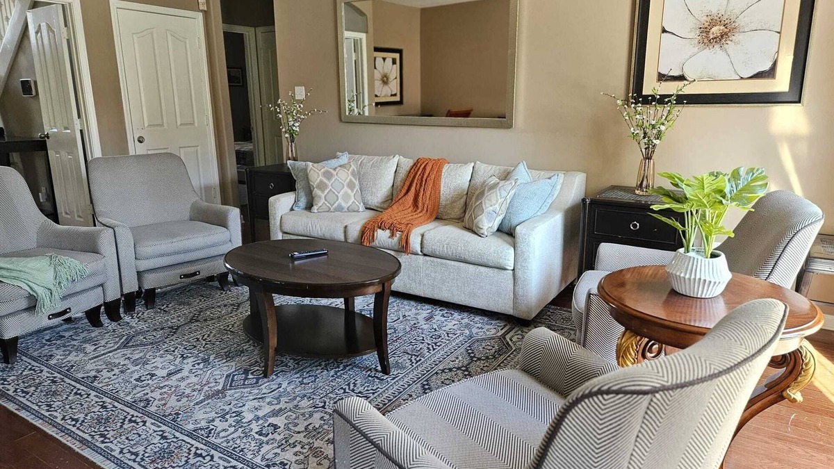 Cordova House | Relaxing & Spacious 5BR- Plus open room with beds, Retreat in Cordova