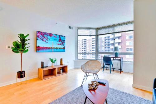 Ballston Apartment | Relaxing Stay in Prime Ballston Location