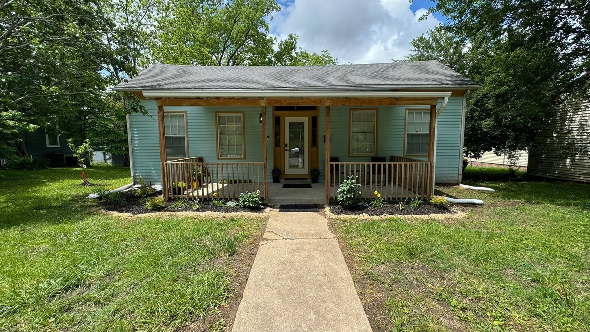 Boonville House | Relaxing Three Bedroom Getaway in Boonville