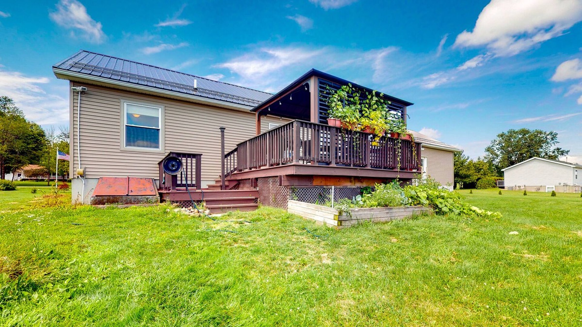 Penn Yan House | Relaxing two-story home with a deck, firepit, game room, & washer/dryer