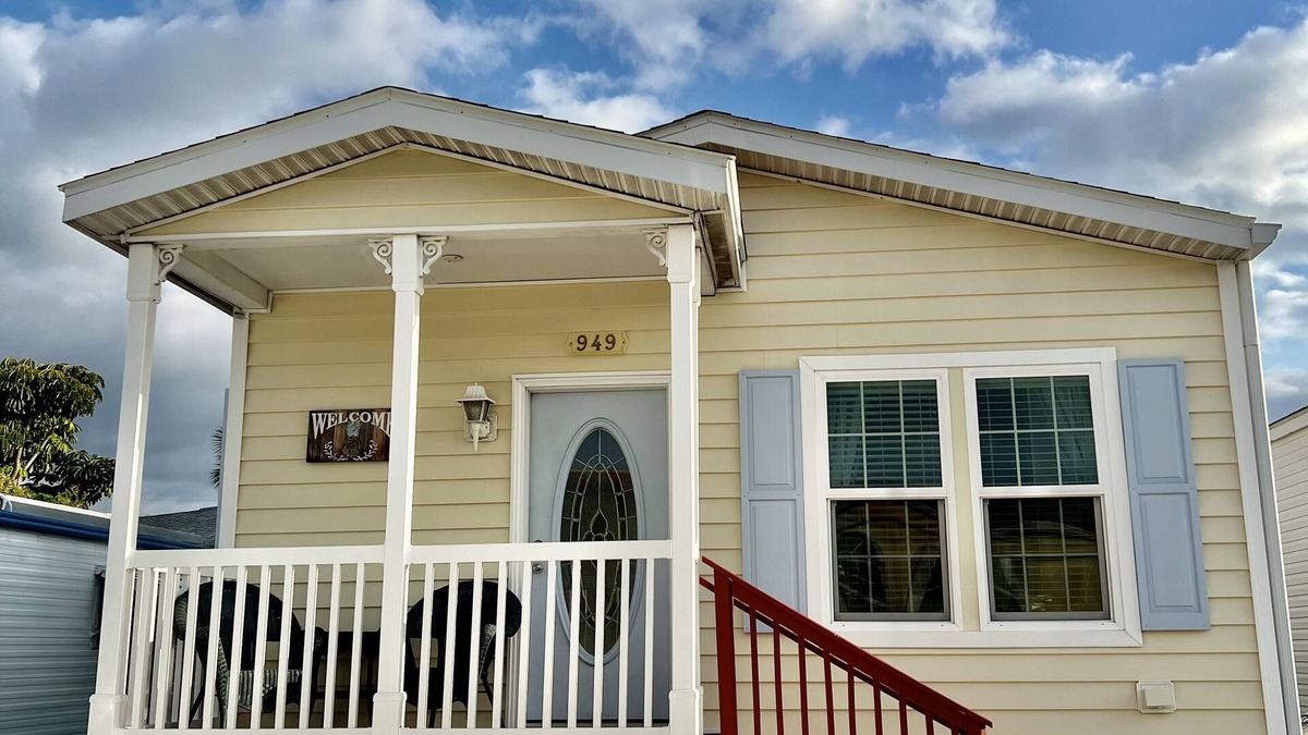 Nettles Island Cottage | RelaxInn@Nettles Island🌴 Private beach 2 pools & more