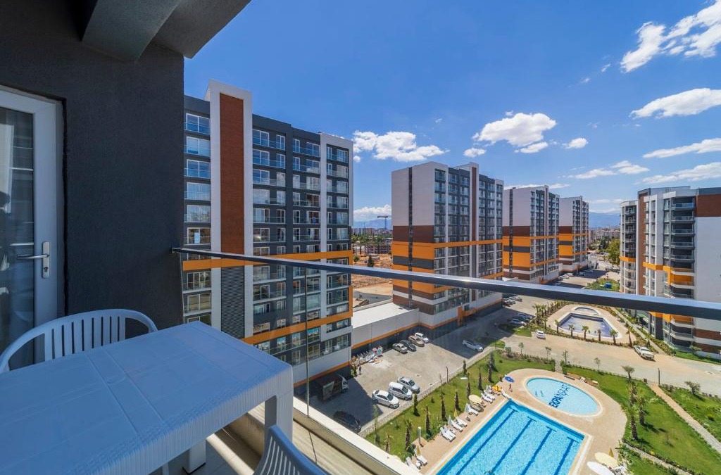 Kepez Apartment | Remarkable Flat with Shared Pool in Kepez