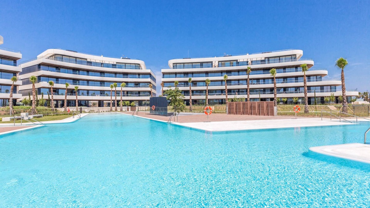 Torremolinos Apartment | Rembrandt | Beachfront apartment in Torremolinos