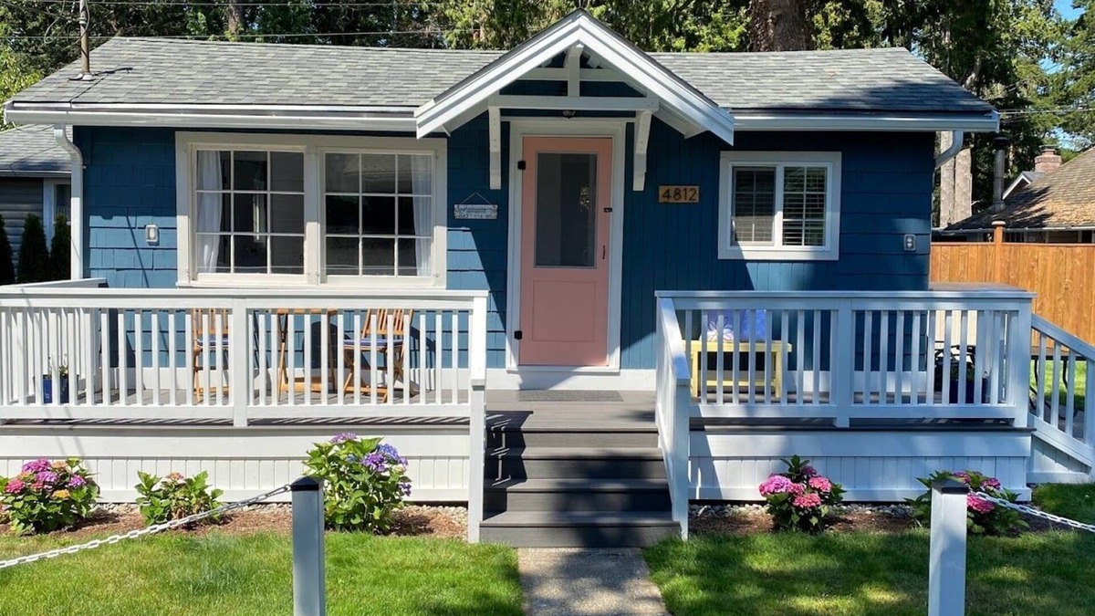 Birch Bay Cottage | Remodeled 1930 Birch Bay Cottage Close to Beach