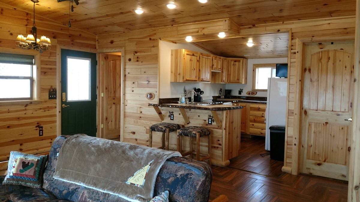 Sheridan Cottage | Remodeled Cottage w/Gfireplace, super close to Fred Meijer Heartland trail