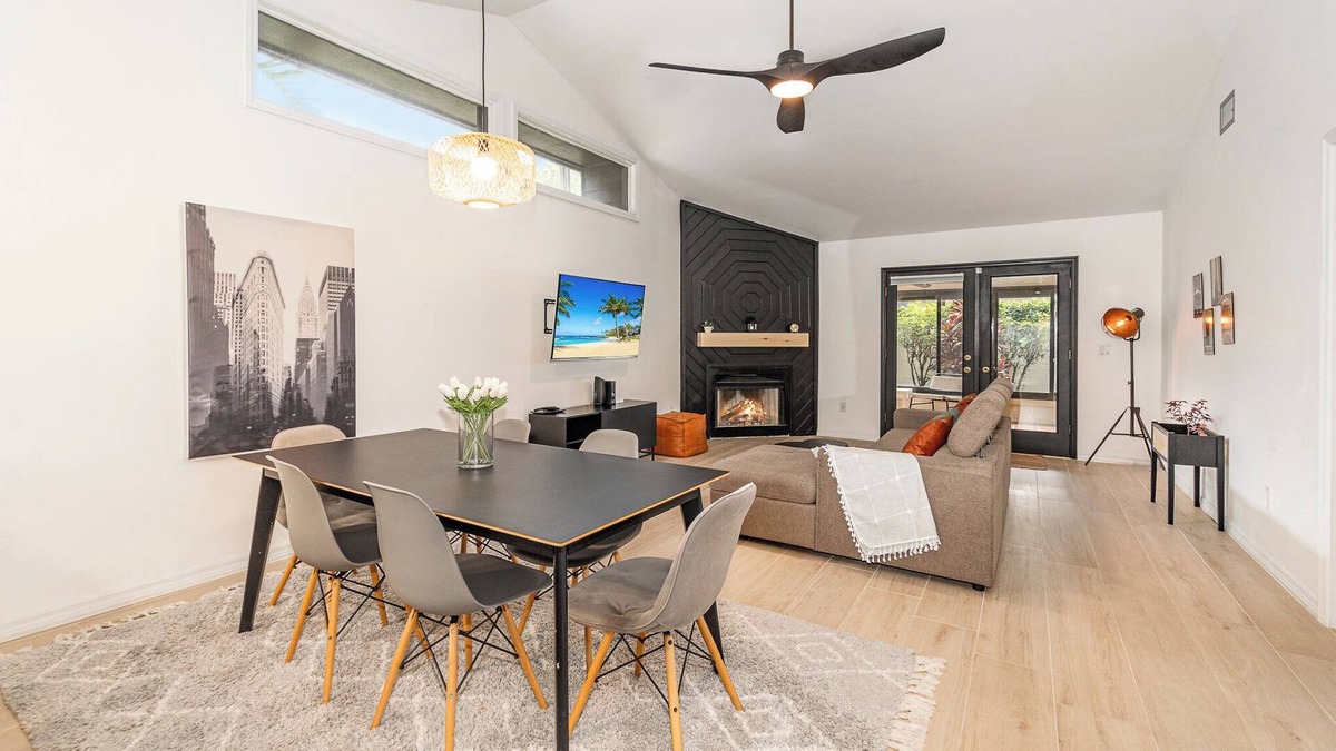 Lake Terrace House | Remodeled Downtown Orlando Oasis! Remodeled Home! Close to Disney, Universal!