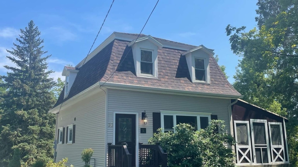 St. Albans House | Remodeled historic home, large yard & garden, walk to downtown, parks, & trails