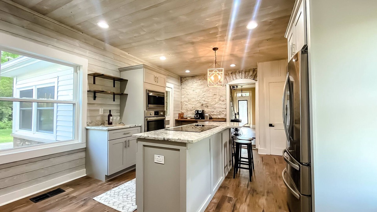 Latonia House | Remodeled historic home located on winery & working farm