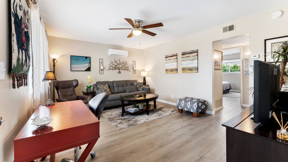 Mira Costa House | Remodeled Home in Oceanside Near Beach, Shopping & Restaurants