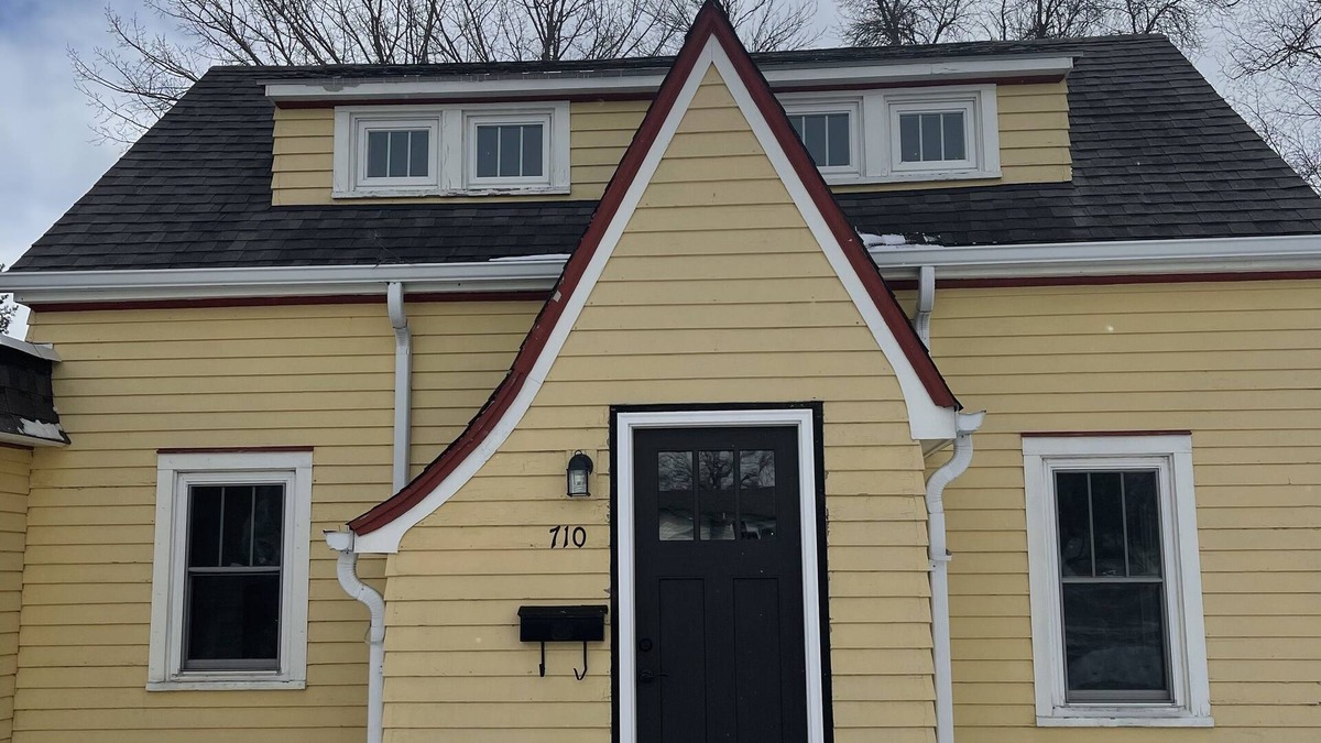 Fosston House | Remodeled home in the middle of town driving distance to lakes!