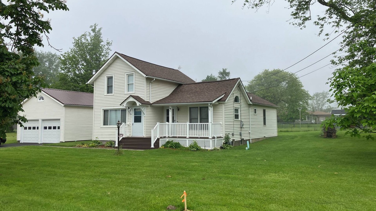 Dunkirk House | Remodeled home near the beach