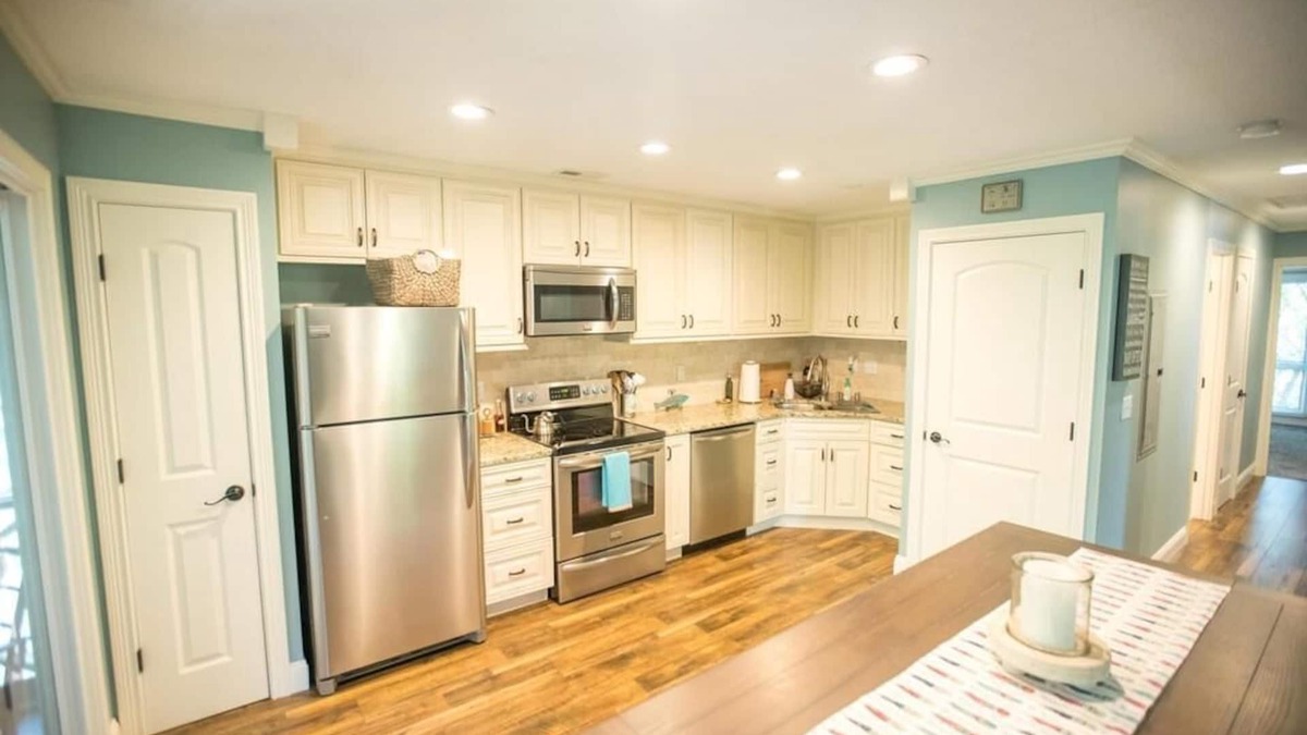 Sloans Valley Condo | Remodeled Lakefront Woodson Bend Condo- 92-2 Eagle Drive