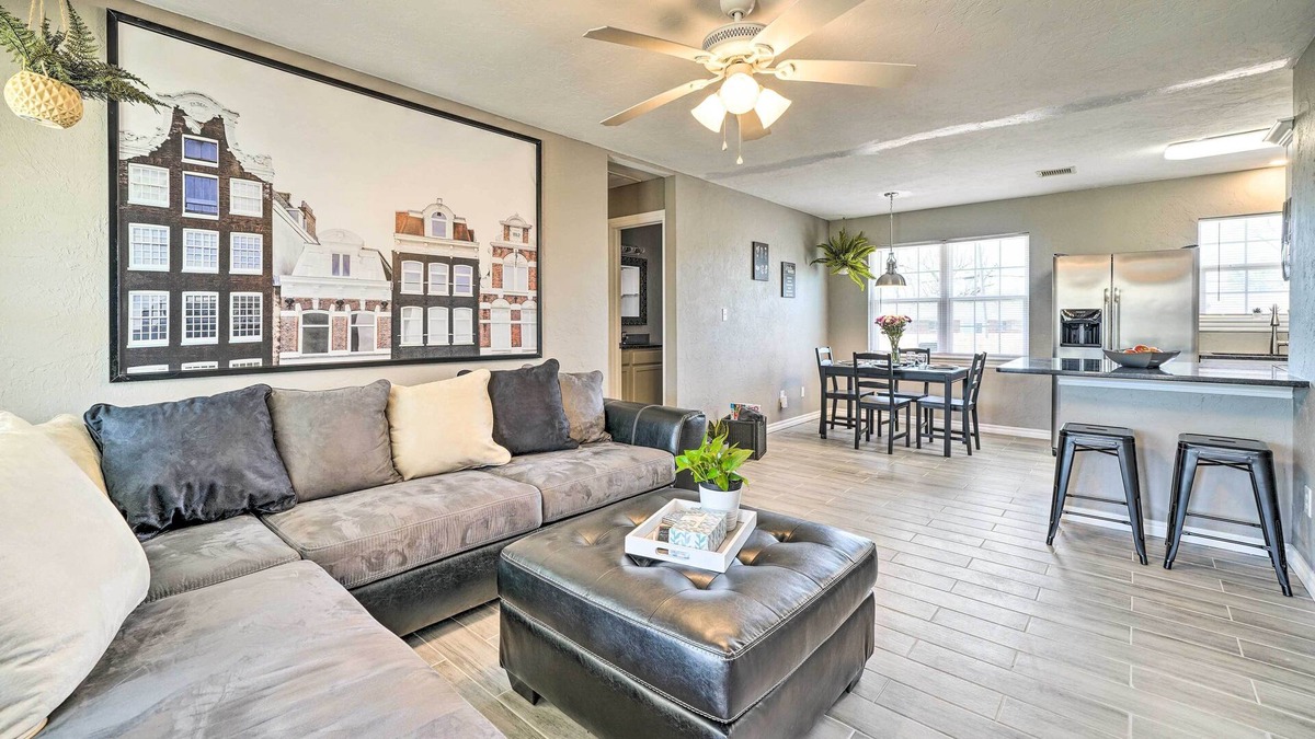 Moore House | Remodeled Moore Home w/ Yard ~ 10 Mi to OU!
