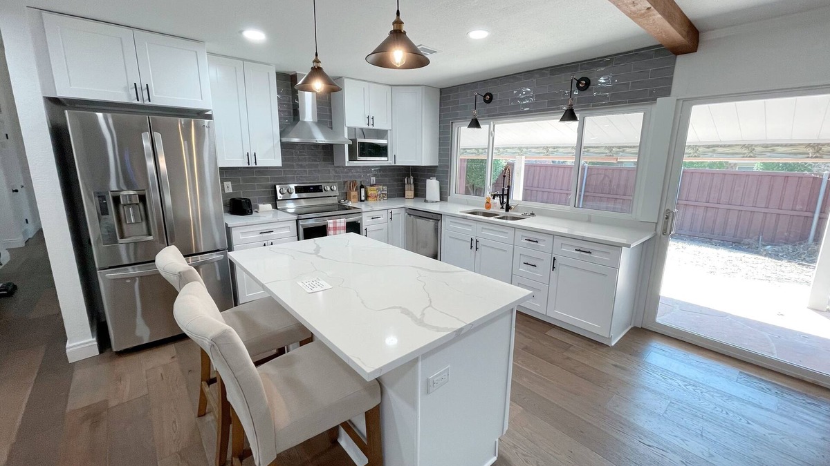 Plano House | Remodeled ranch home In the heart of west PLANO