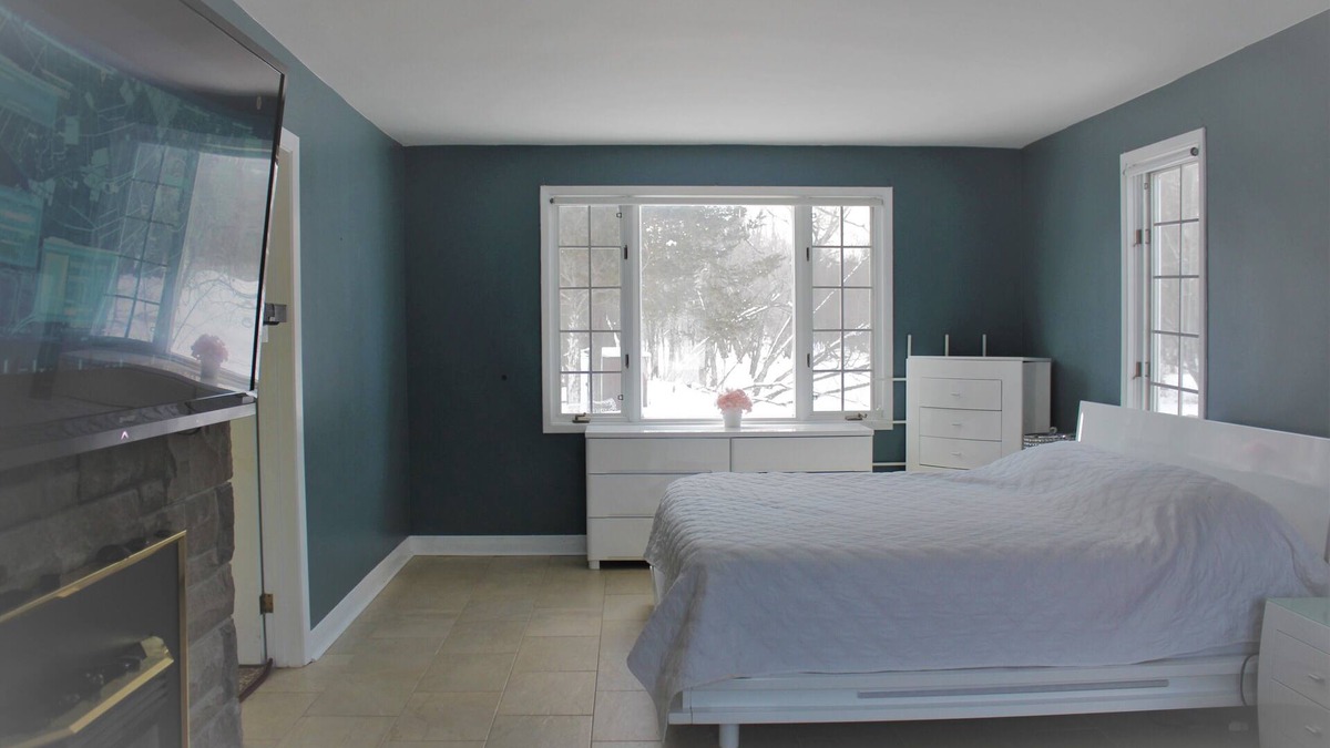 Tweed House | Remodeled River/water front country home in nature and camping spot