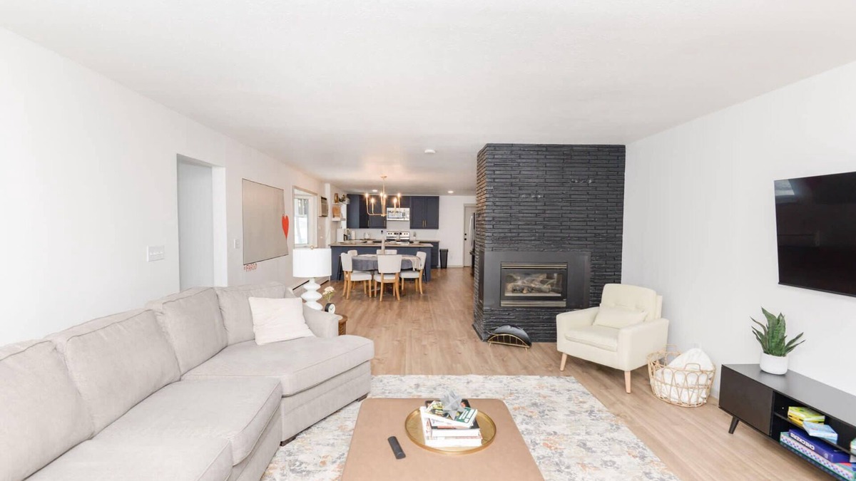 Fargo House | Remodeled Townhome in Central Fargo